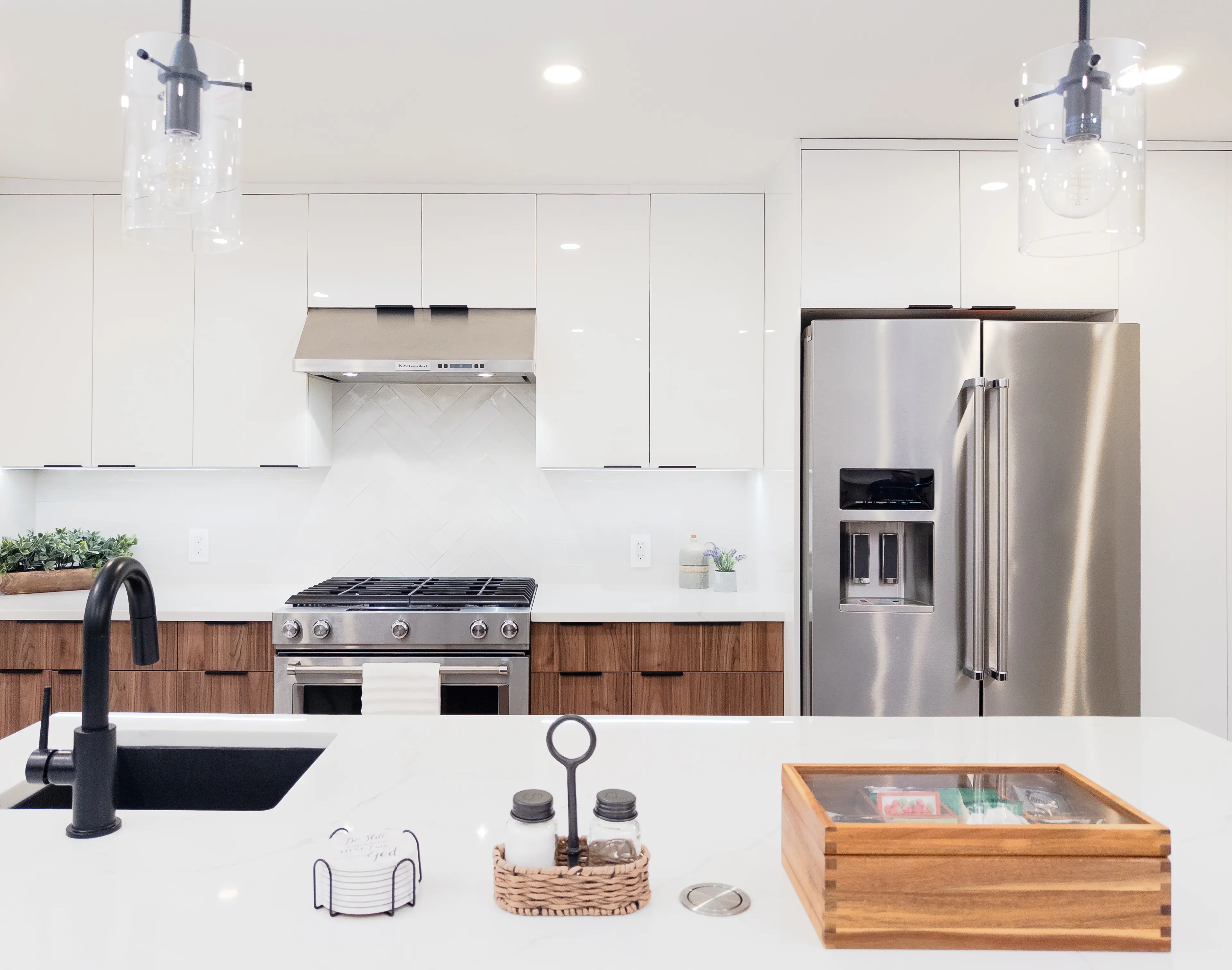 Modern Kitchen Remodel in Kent After