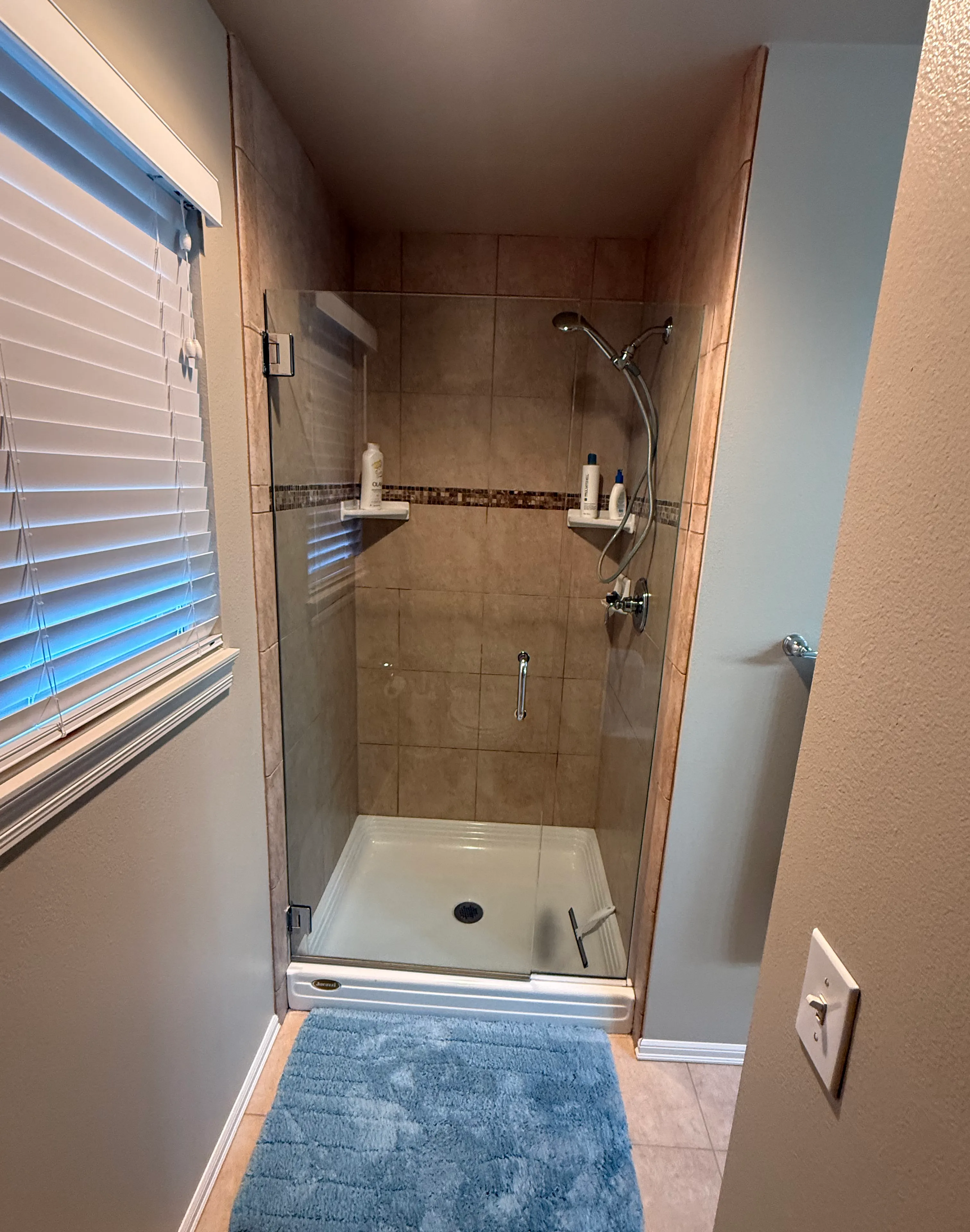 Bathroom Remodel in Sammamish Before