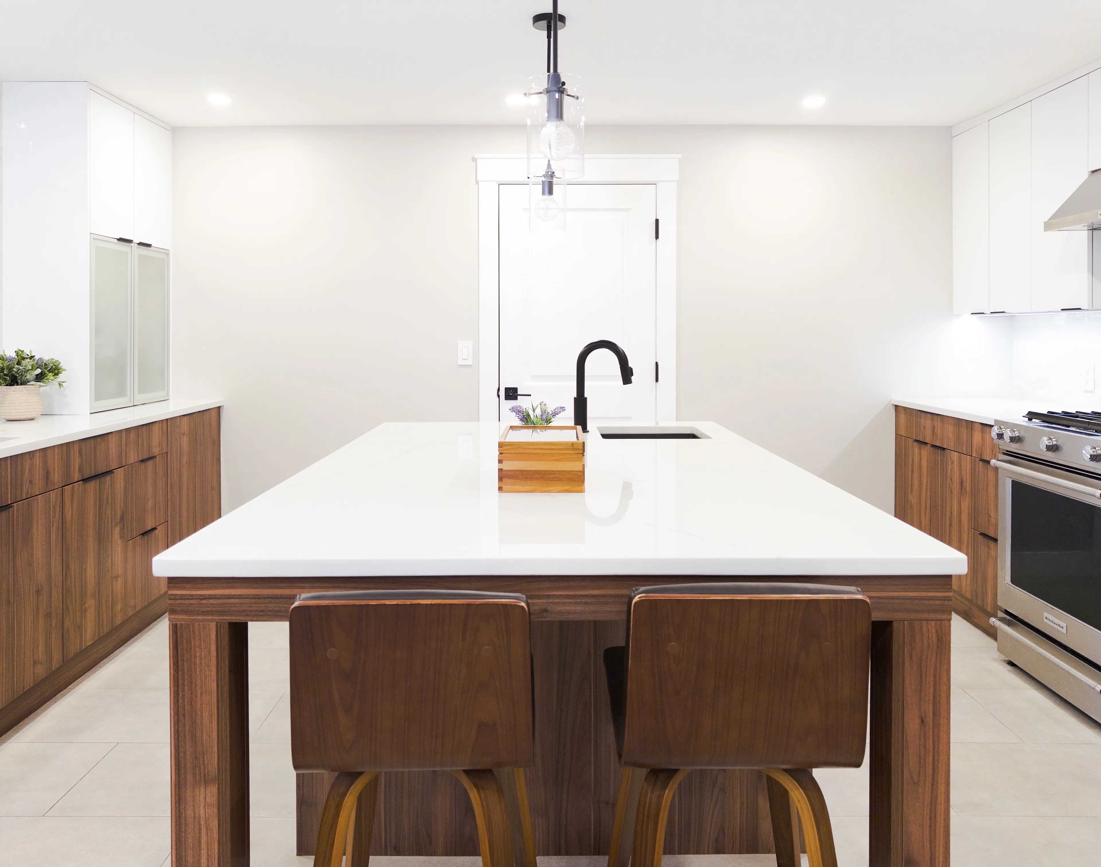 Modern Kitchen Remodel in Kent After